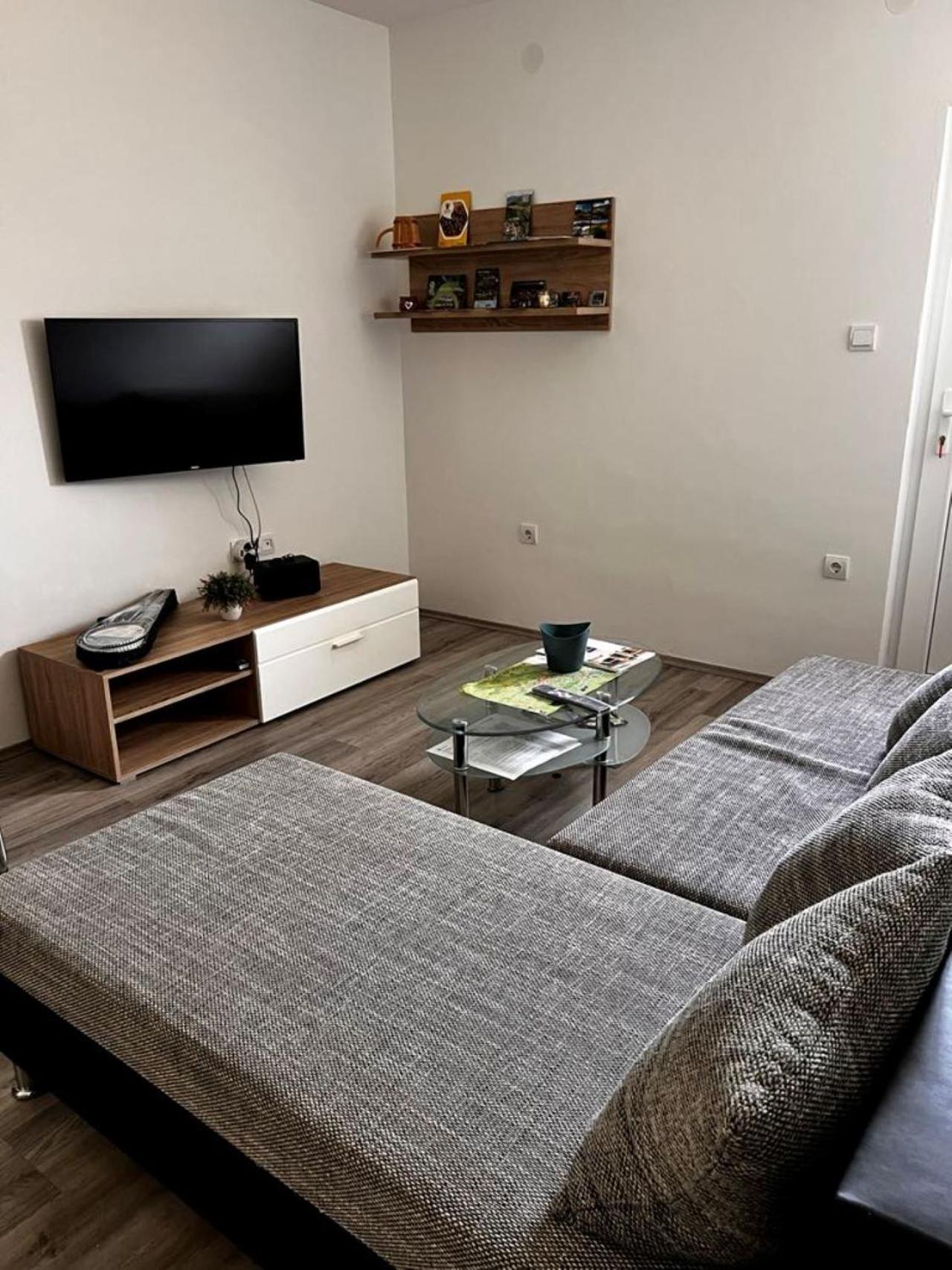 Apartman Borna Otocac Ngoại thất bức ảnh